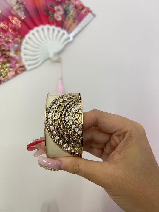 Chain Thick Bangle