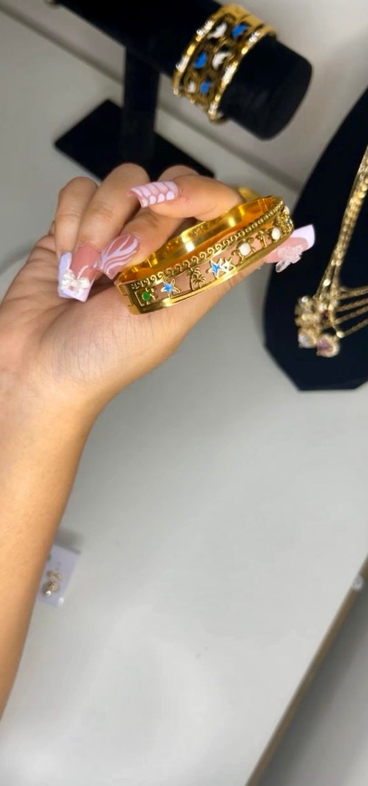 Turtle Palm Summer Bangle