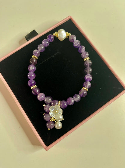 Pearl Flower Dangling Beaded Bracelet
