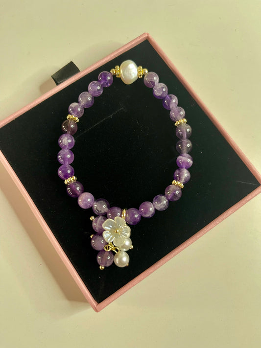 Pearl Flower Dangling Beaded Bracelet