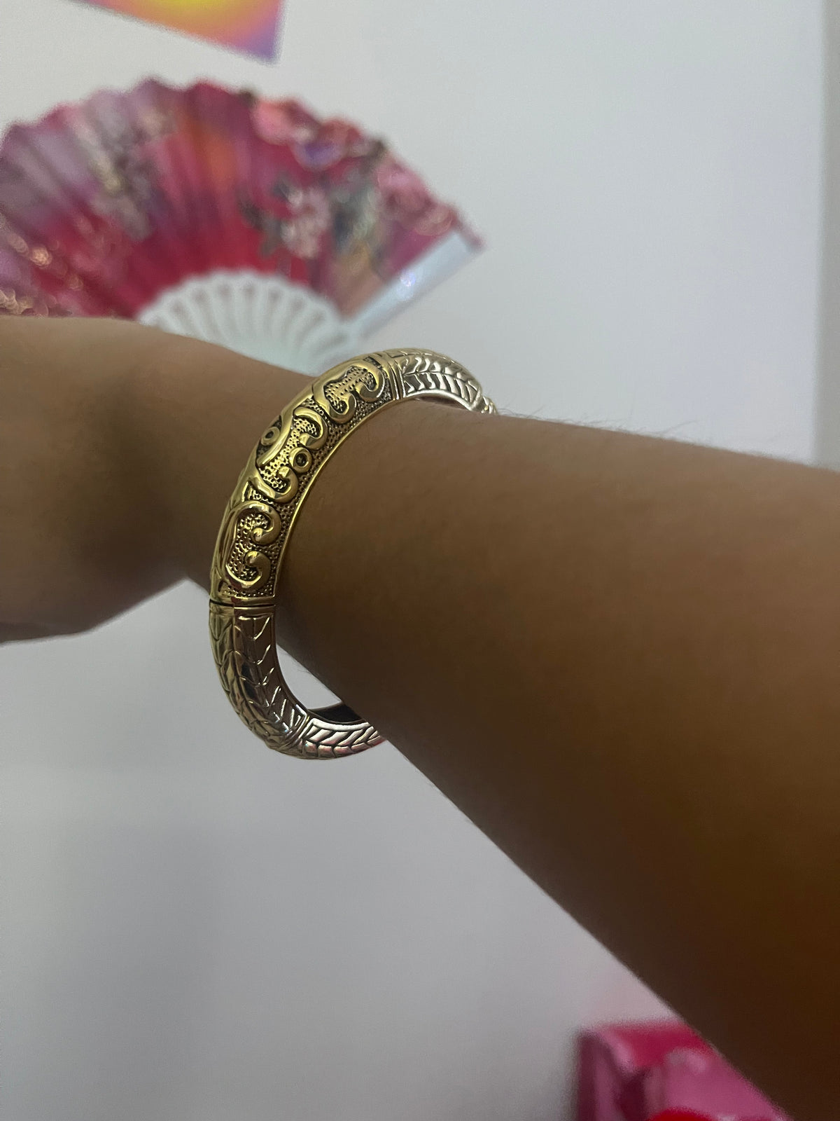 Gold Scroll Bangle