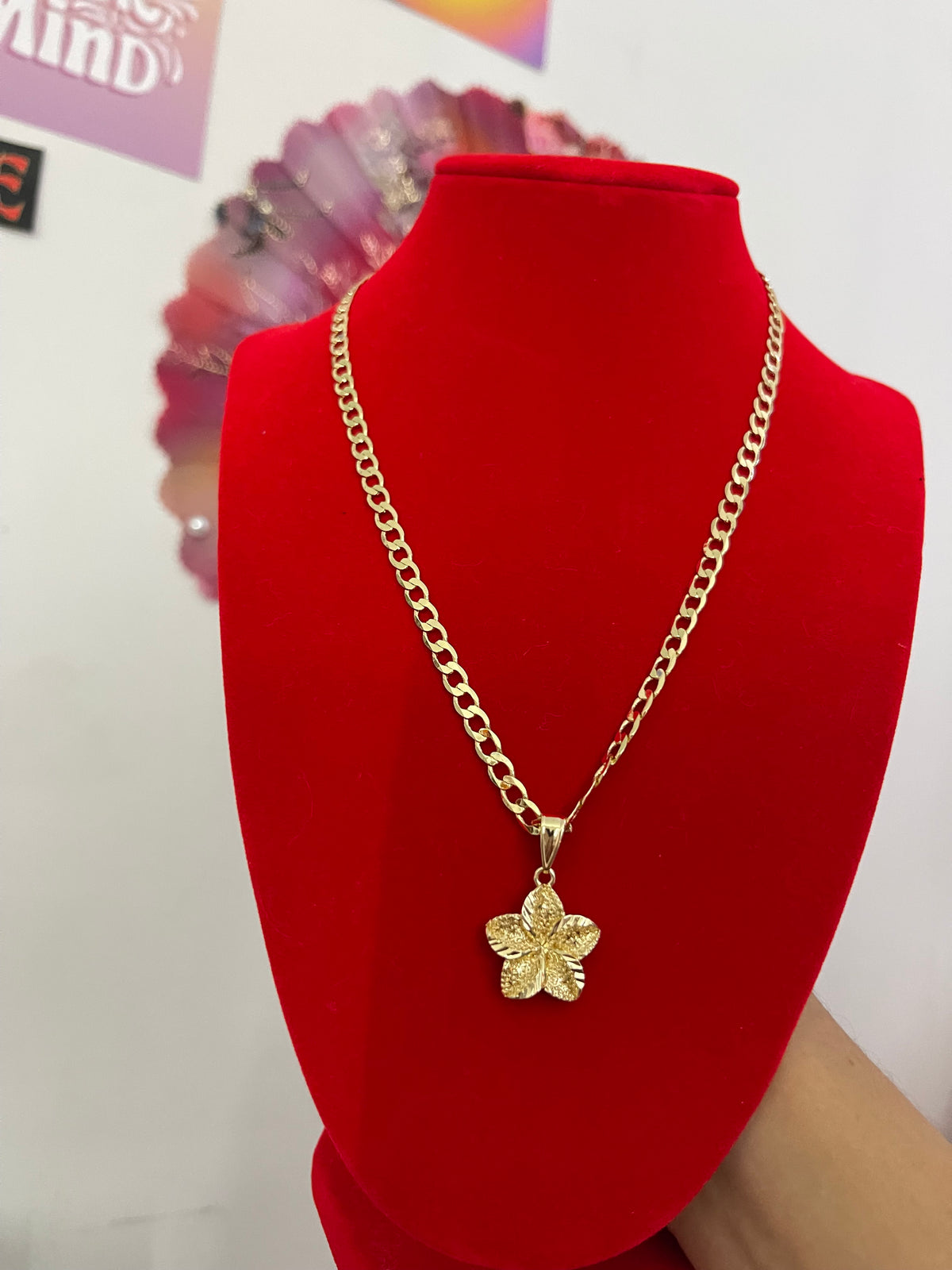Hibiscus Necklace