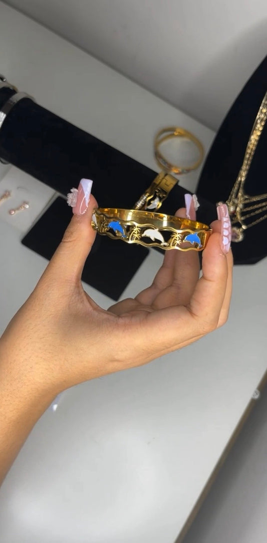 Gold Dolphin Thick Bangle