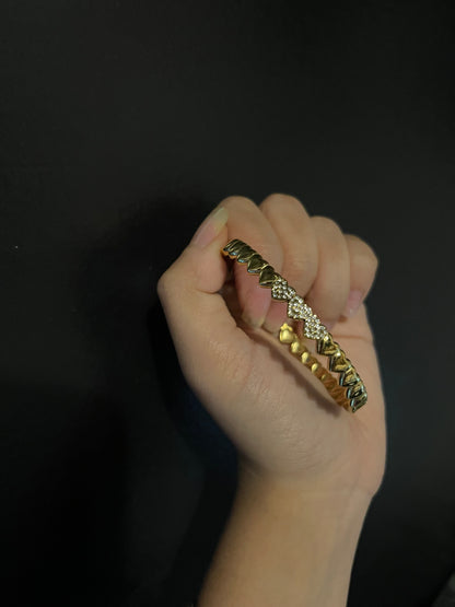 Three Hearts Gold Bangle