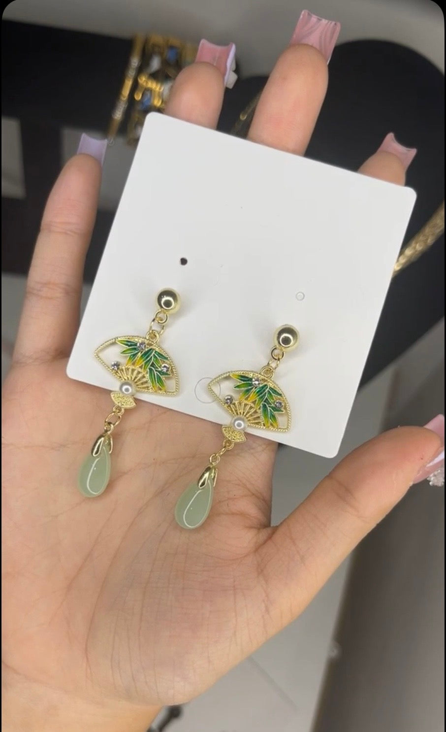 Fan Dangling Earrings