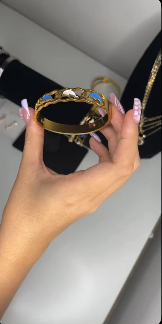 Gold Dolphin Thick Bangle